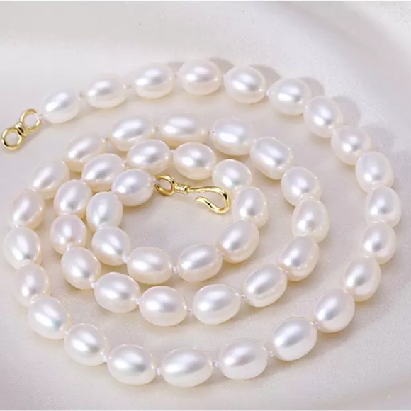 6-7mm Hand Strung Natural Rice Pearl Necklace Earring Set - Picture 3 of 11